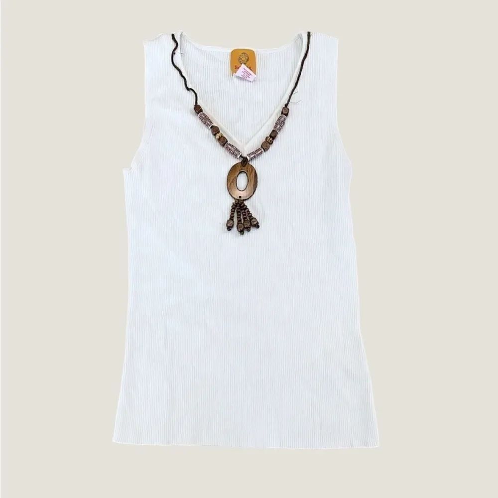 ✨3/$10✨ Y2K Vintage Ruby Rd. White Sleeveless Top